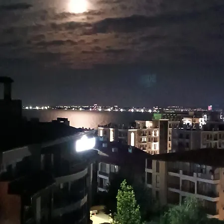 Bellevue Penthouse Saint George Palace Daire *