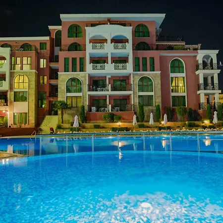 Bellevue Penthouse Saint George Palace Daire