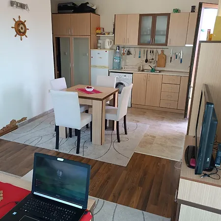 Bellevue Penthouse Saint George Palace Daire