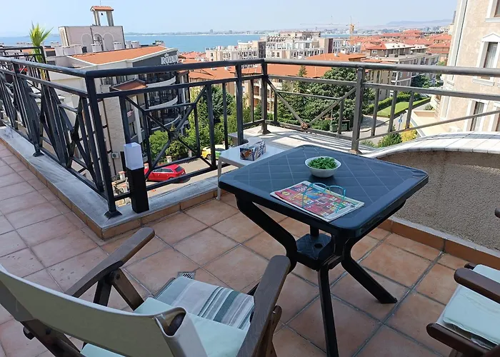 Rooftop Sea View Apartament *